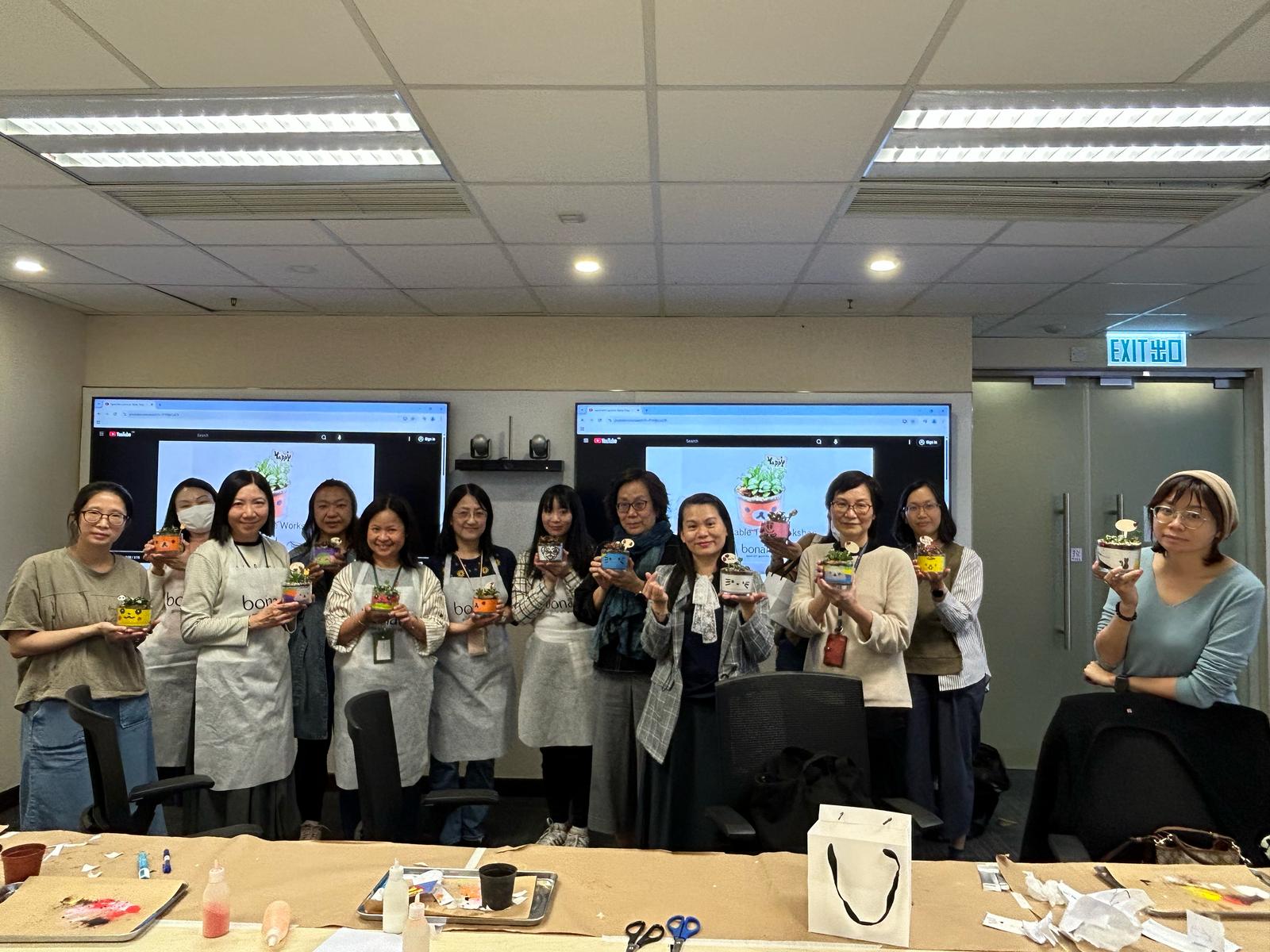 Sand Art Potted Plant Workshop